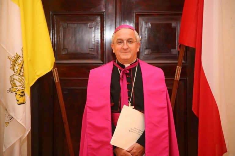 Bienvenue à Mgr Celestino Migliore, nonce apostolique de France